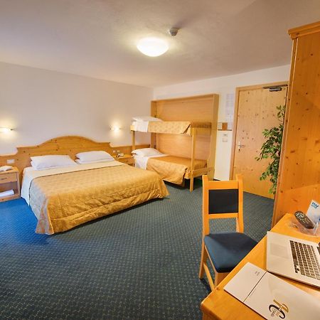 Hotel Cristallo Peio Kültér fotó