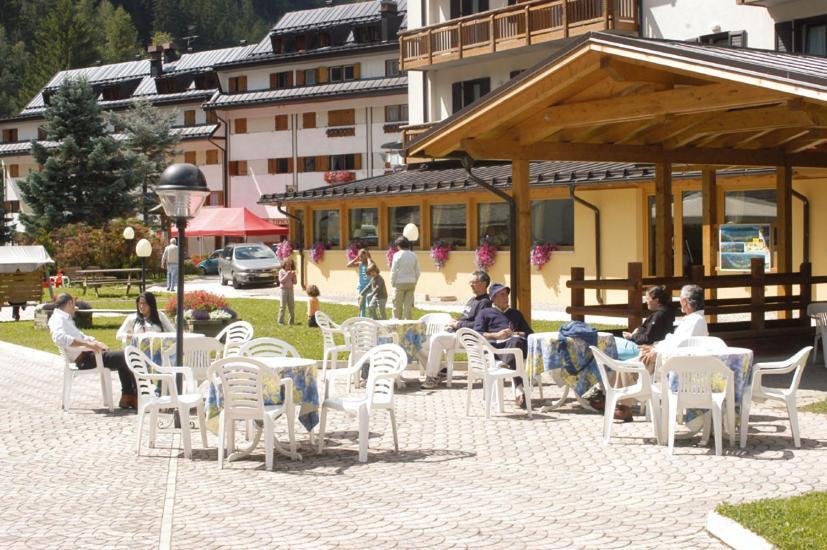 Hotel Cristallo Peio Kültér fotó