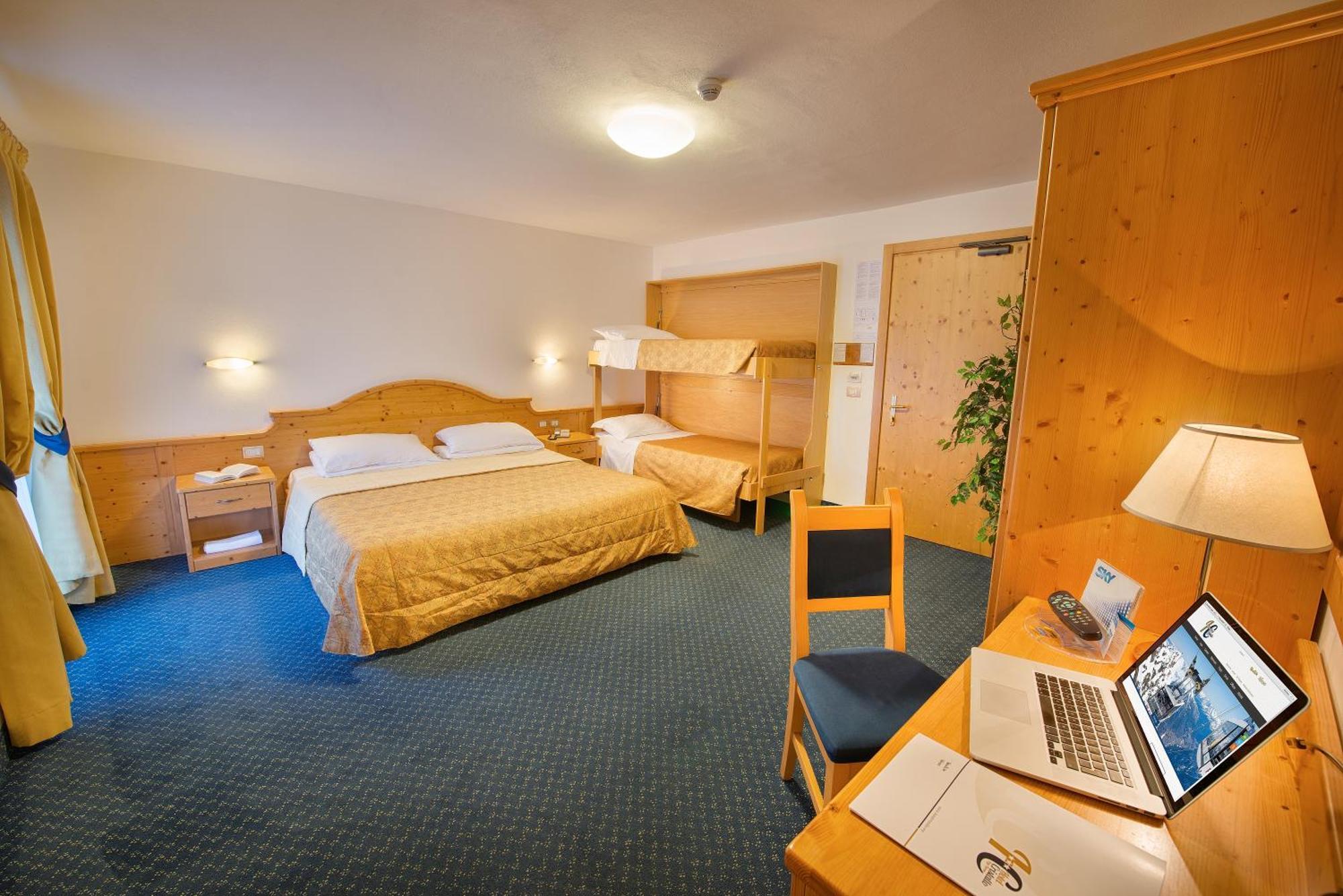 Hotel Cristallo Peio Kültér fotó